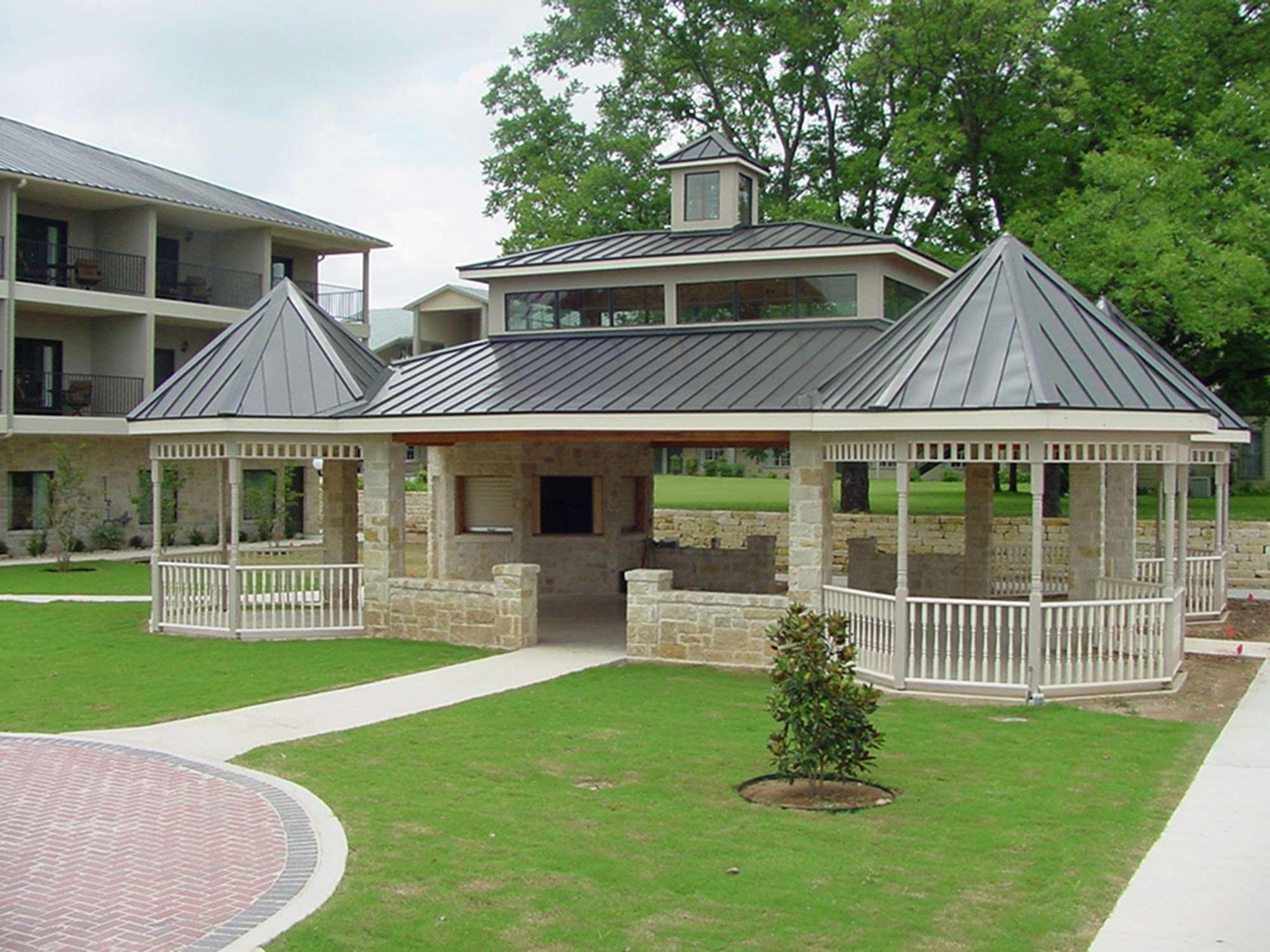 Hampton Inn & Suites Fredericksburg Bagian luar foto